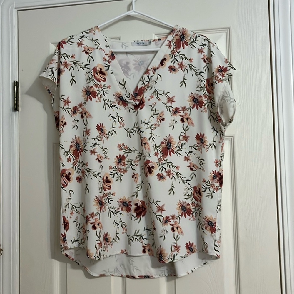 V neck top